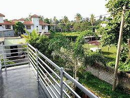 Tropical Suites