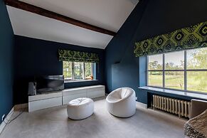 Hall O'coole