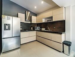 ONE APARTMENTS LLERAS