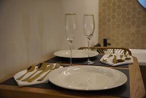 ONE APARTMENTS LLERAS