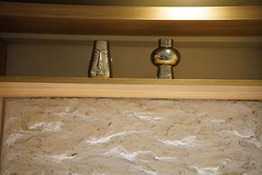 ONE APARTMENTS LLERAS