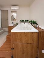 ONE APARTMENTS LLERAS
