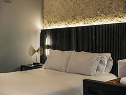 ONE APARTMENTS LLERAS
