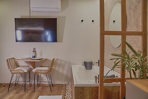 ONE APARTMENTS LLERAS
