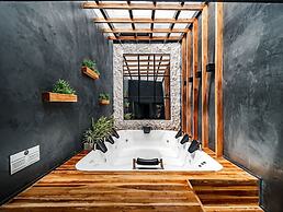 ONE APARTMENTS LLERAS