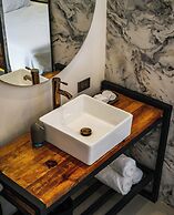 ONE APARTMENTS LLERAS