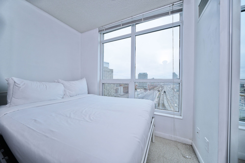 The Teahouse Suite