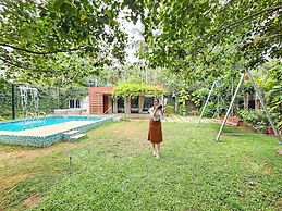 Aurobay Resorts