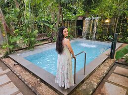 Aurobay Resorts