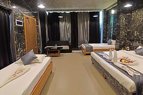 Aurobay Resorts