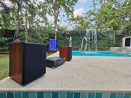 Aurobay Resorts