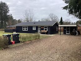 6 Person Holiday Home in Ansager
