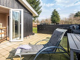 6 Person Holiday Home in Ansager