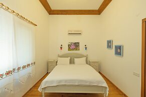 guesthouse by west