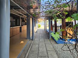 Kulibangbang Beach Resort