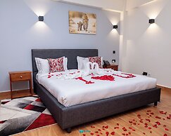 THE DALTON GRAND HOTEL