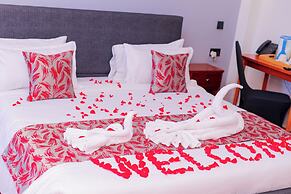 THE DALTON GRAND HOTEL