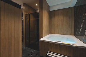 Luminoso Boutique Hotel
