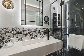 Luminoso Boutique Hotel