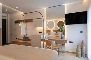 Olenia Suites