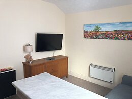 The Hutchinson Apartments