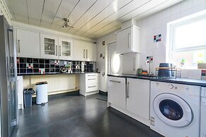 Relaxing 4BR Near City Centre