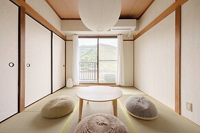 Hakoneyumoto Domino Hakone