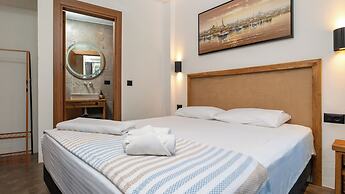 Moon Alaçatı adults only
