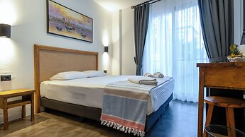 Moon Alaçatı adults only