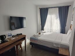 Moon Alaçatı adults only