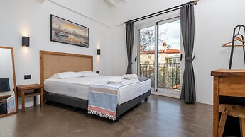 Moon Alaçatı adults only