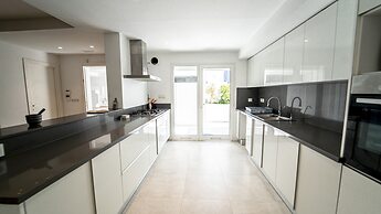 Maison d Architecte Avec Piscine et Rooftop