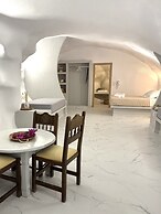 Cave Crafted Suites