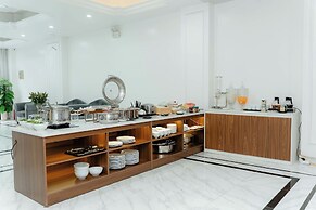 TQ Helios Hotel & Apartment