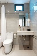 TQ Helios Hotel & Apartment
