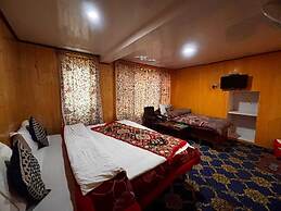 Hotel Bright Palace