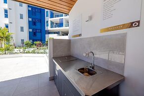 3BR Lux Beachfront Escape - Pool Gym King bed