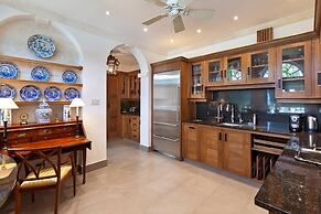 Leamington Estate 4 Bedroom Villa