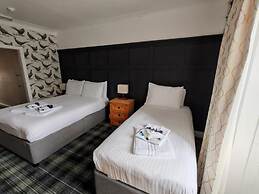 The Grapes Hotel