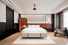 BONINGHOTEL