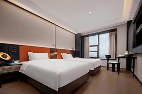 BONINGHOTEL