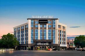 BONINGHOTEL