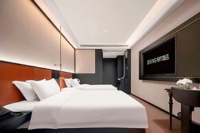 BONINGHOTEL