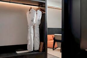 BONINGHOTEL