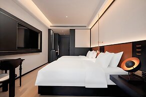 BONINGHOTEL