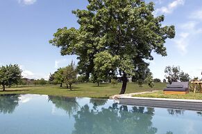 Scorzamara Exclusive Country Lodges - Private Pool or Jacuzzi