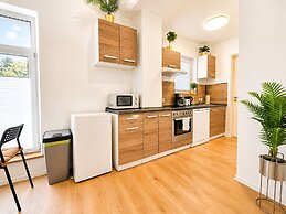Airport Messe Apartments