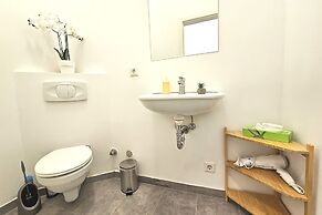Airport Messe Apartments