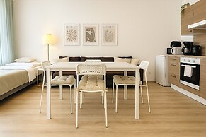 Airport Messe Apartments