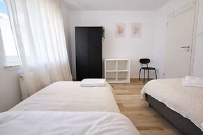 Airport Messe Apartments